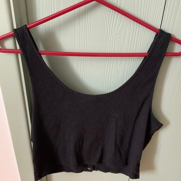 black tank top with buttons - Picture 2 of 3